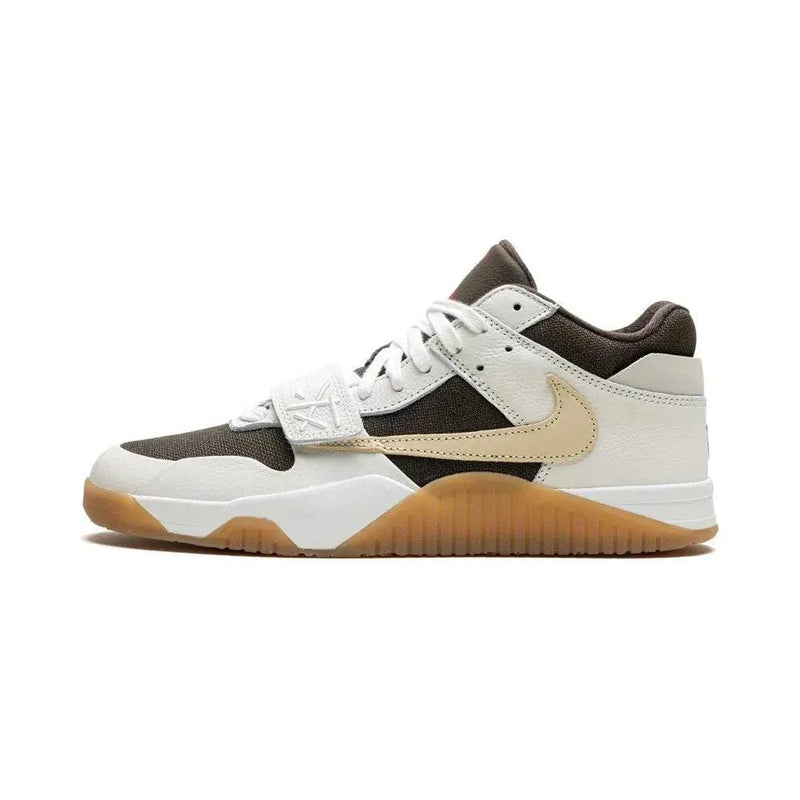 Jumpman Jack TR Travis Sail