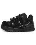 Trainer Black Cravejado