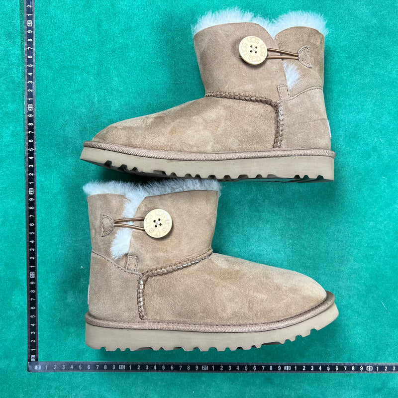 Bailey Mini Button II Boot