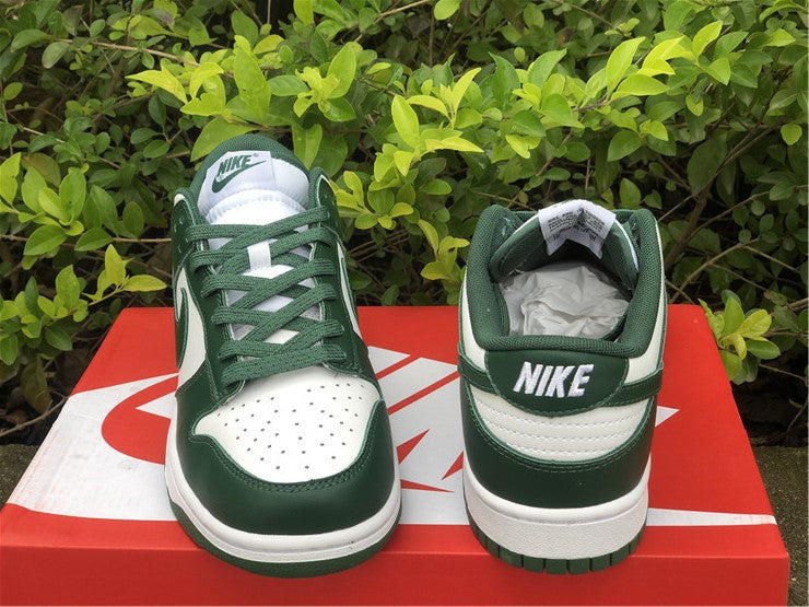 Dunk Low Green and White
