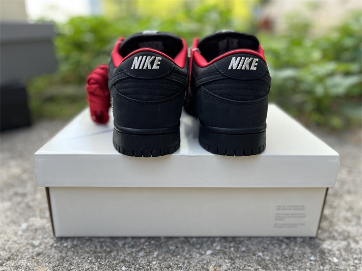 Dunk SB Supreme 94 Black