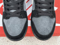Dunk SB Black And White 5