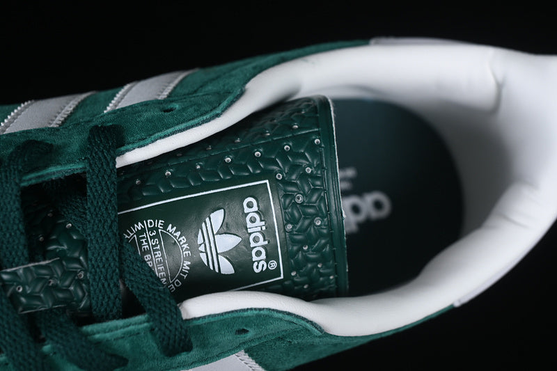Gazelle Green and White