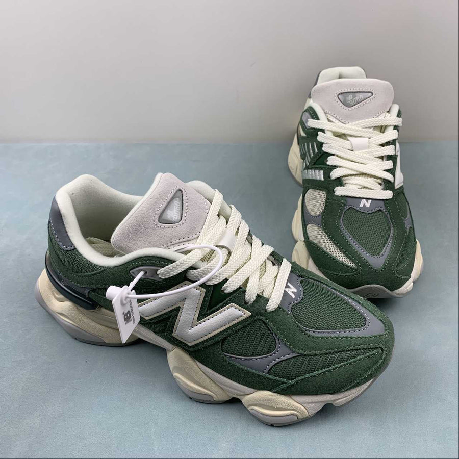 9060 Green
