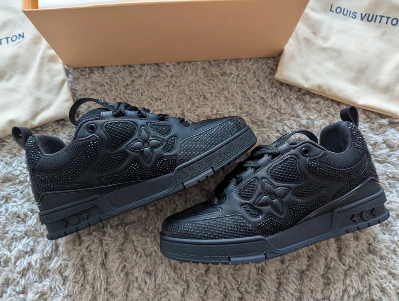 Skate All Black