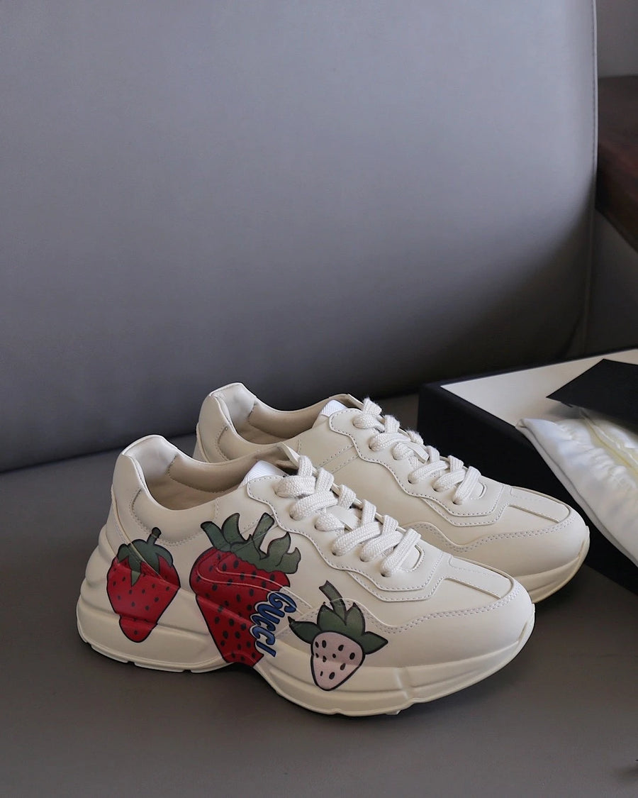 Rhyton Strawberry