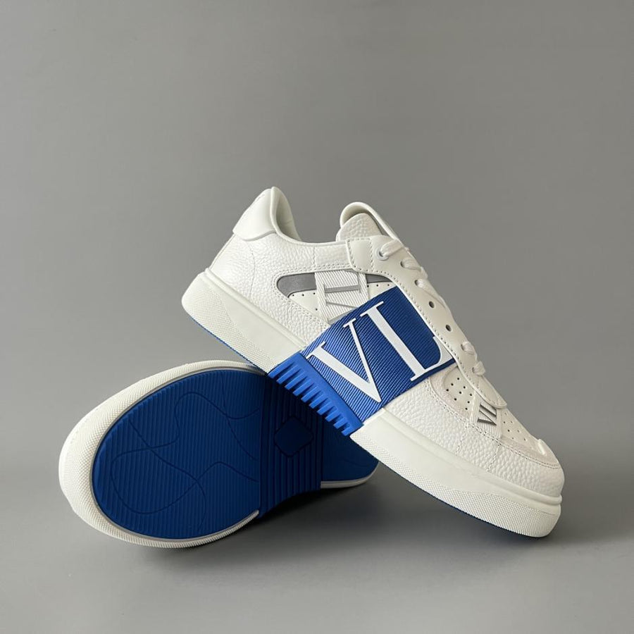 Valentino Garavani Blue