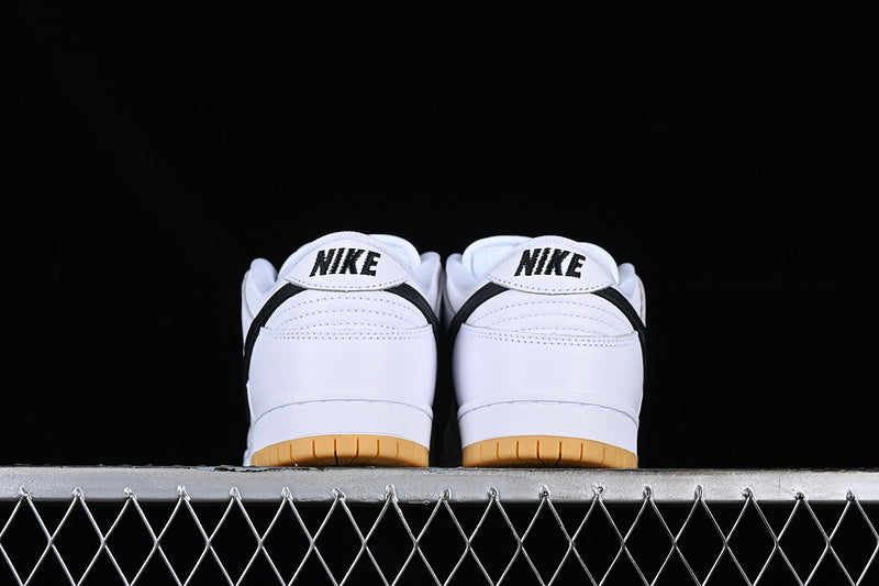 Dunk SB White Gum