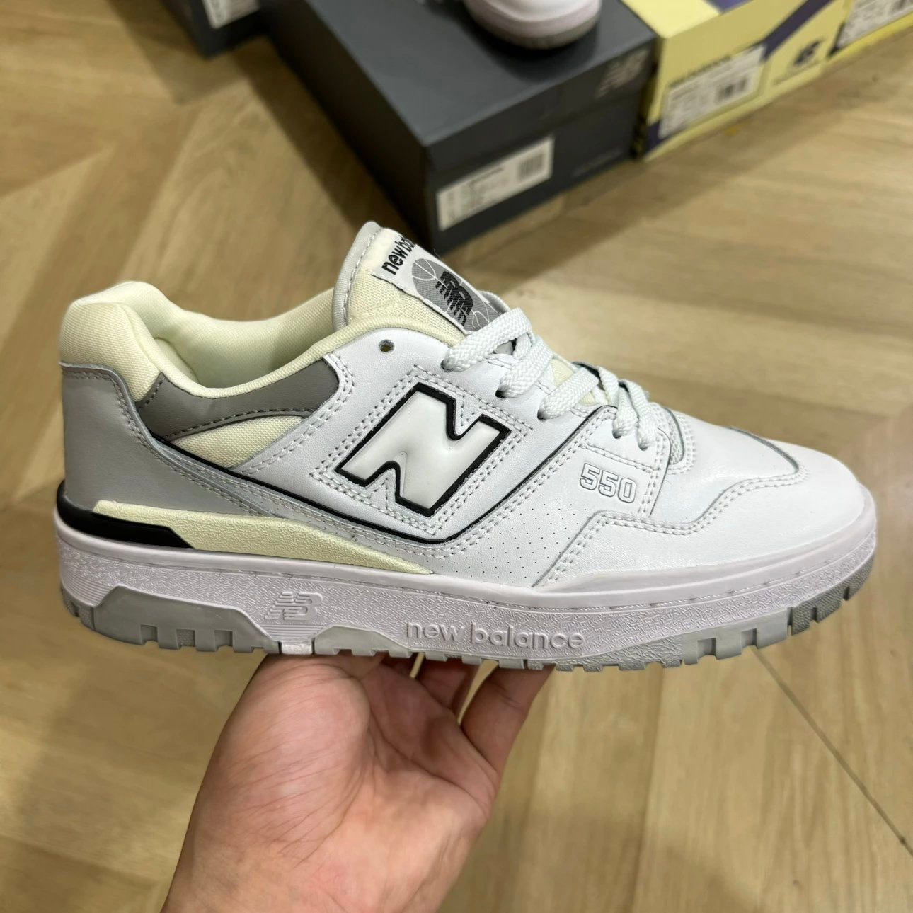 550 White and Grey