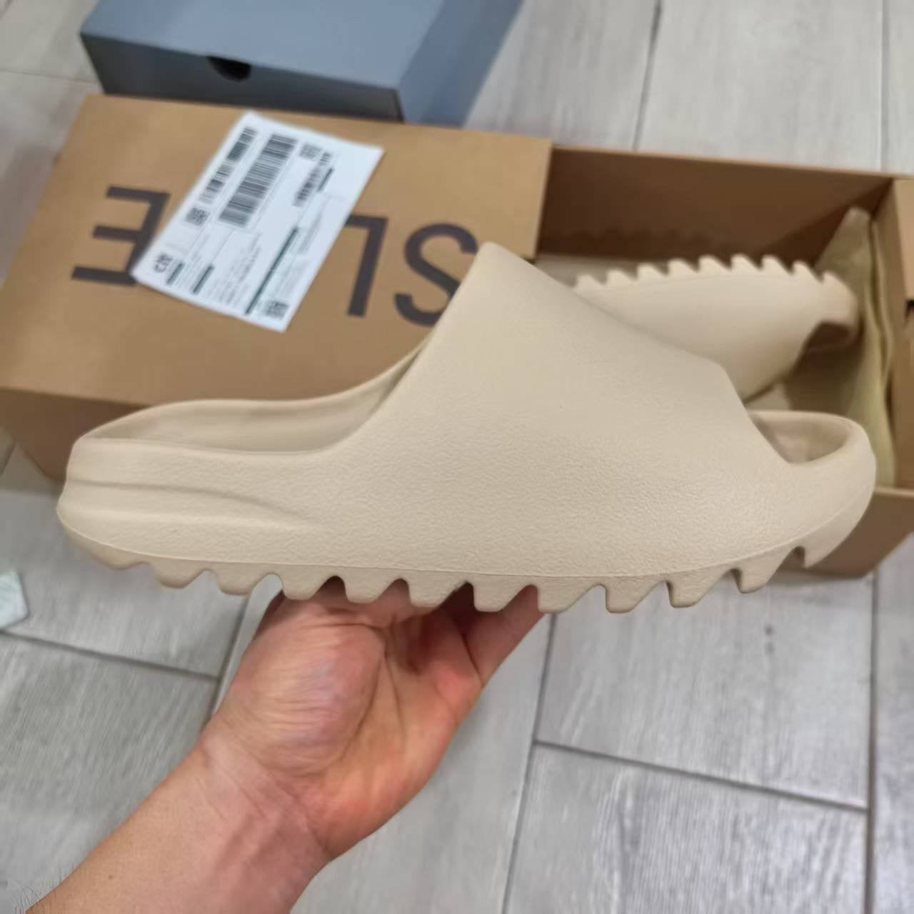 Slide Creme 2