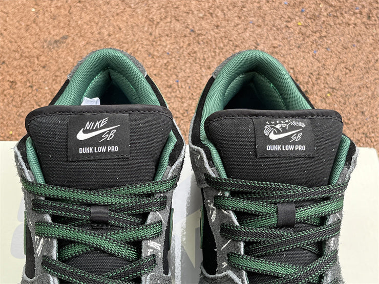 Dunk SB There Skateboards