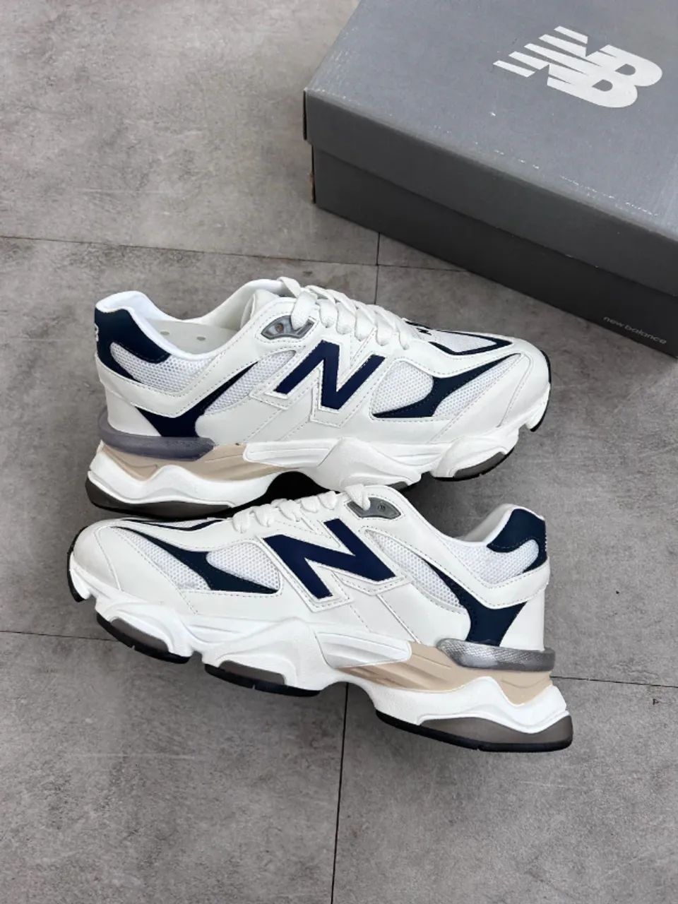 9060 White Navy