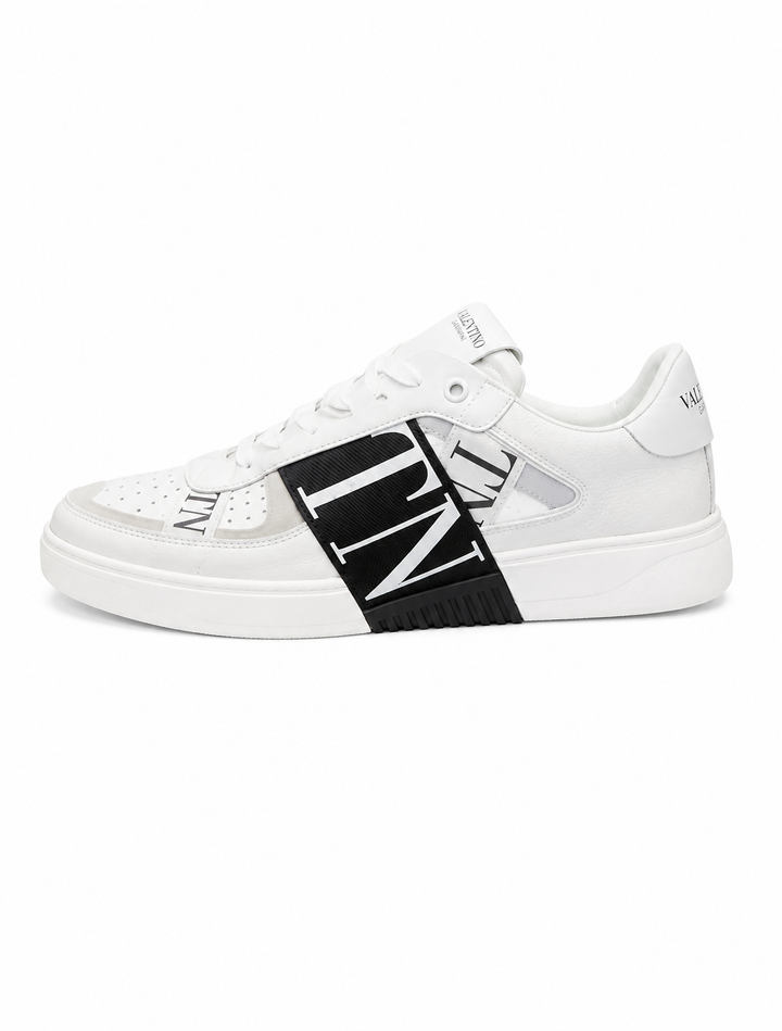 Valentino Garavani Black