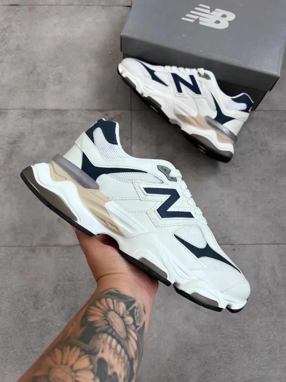 9060 White Navy