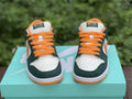 Dunk SB Legion Pine Kumquat 5