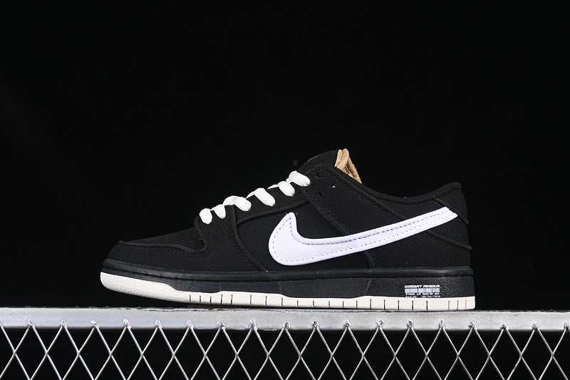 Dunk SB Brown Black And White