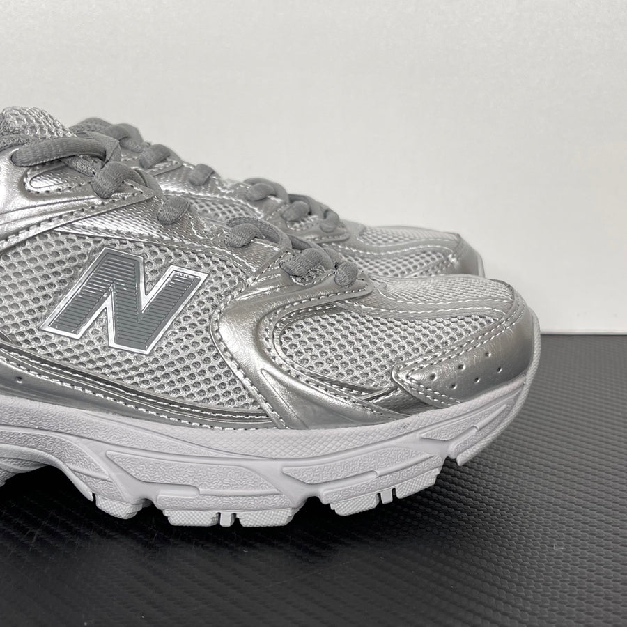 NB 530 Silver 2