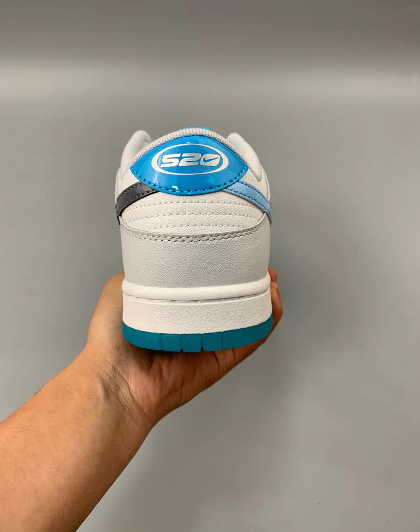 Dunk Low 520