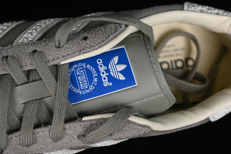 Gazelle Grey