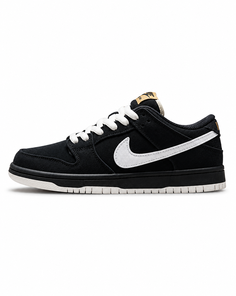 Dunk SB Brown Black And White