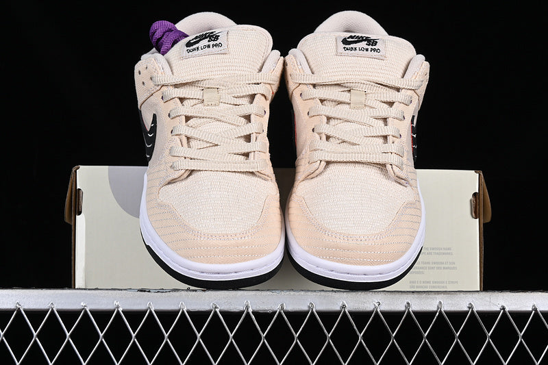 Dunk Low Albino
