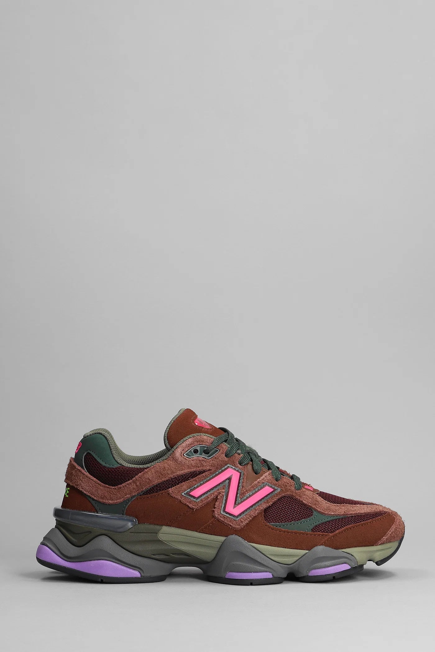 9060 Rick Oak Burgundy