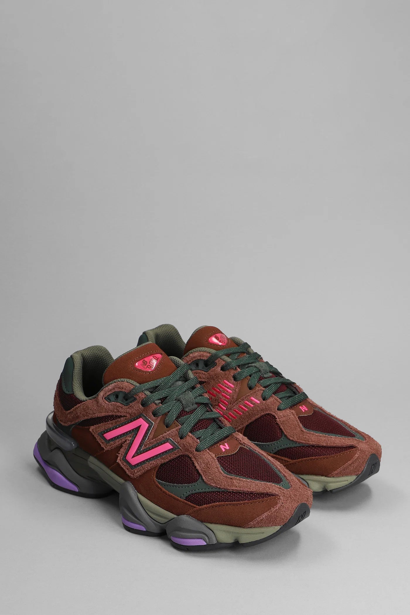 9060 Rick Oak Burgundy