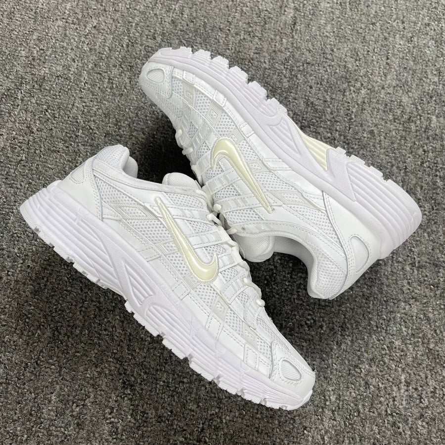 P-6000 White