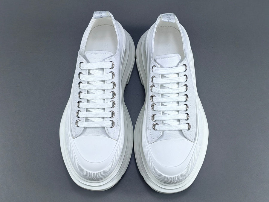 Alexander McQueen All White 2