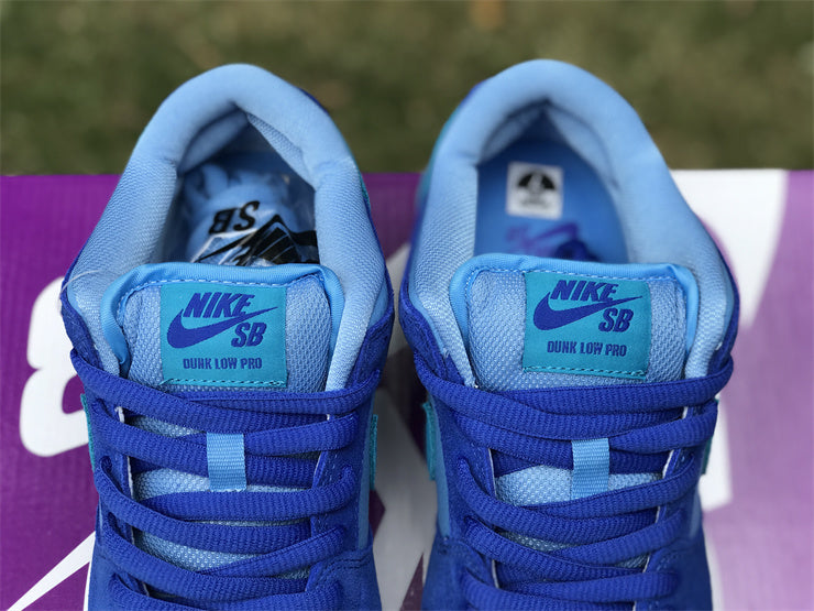 Dunk SB Blue Raspberry