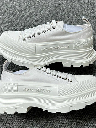 Alexander McQueen All White 2