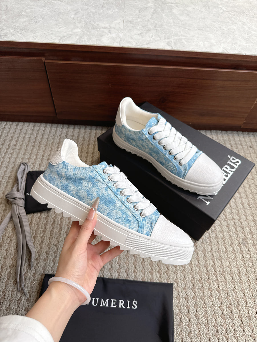 Numeris Blue and White