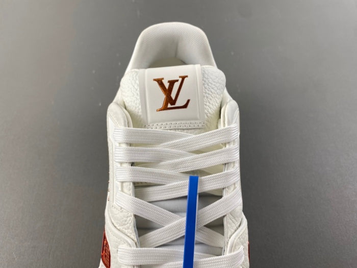 Trainer Orange