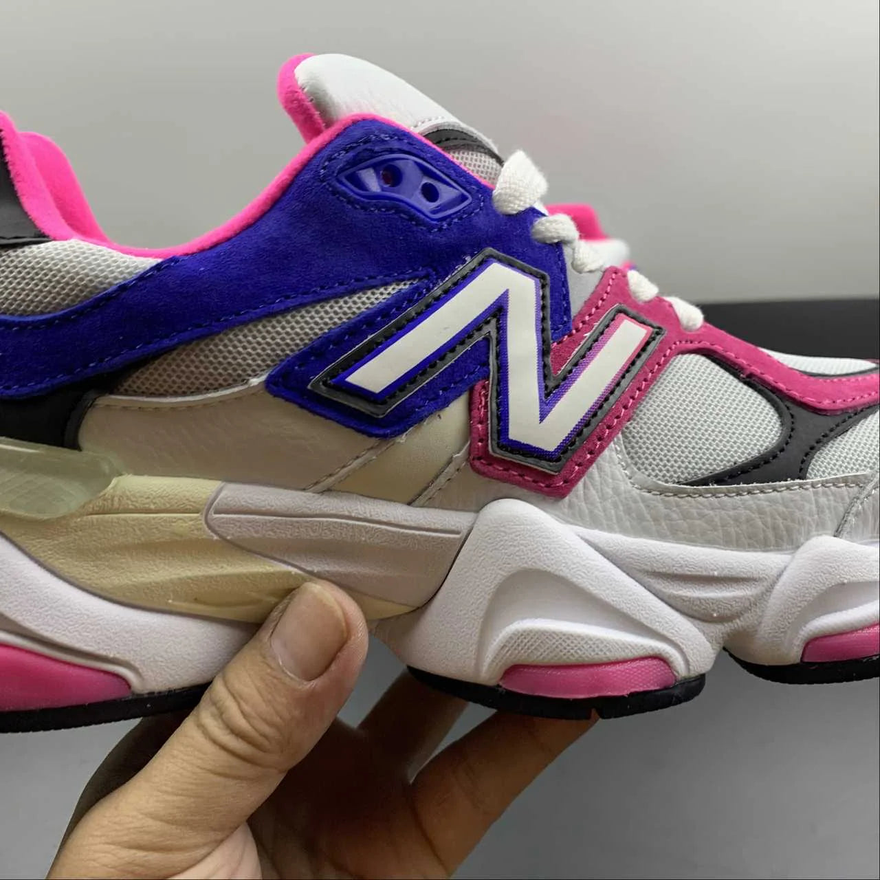 9060 Pink & Blue