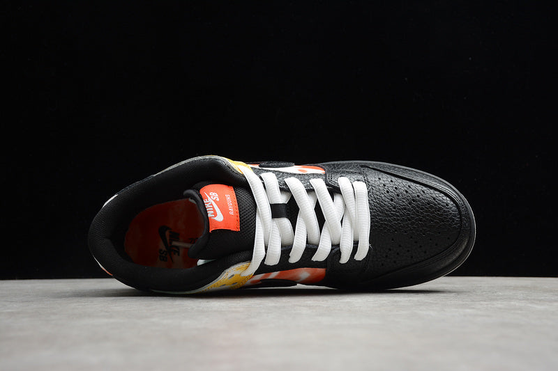 Dunk SB Raygun Tie-Dye Black