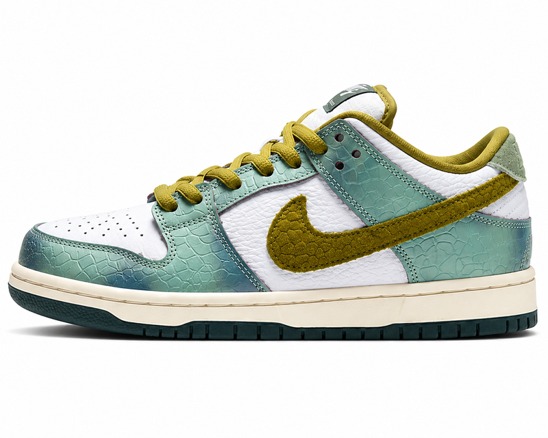 Dunk Low Chameleon