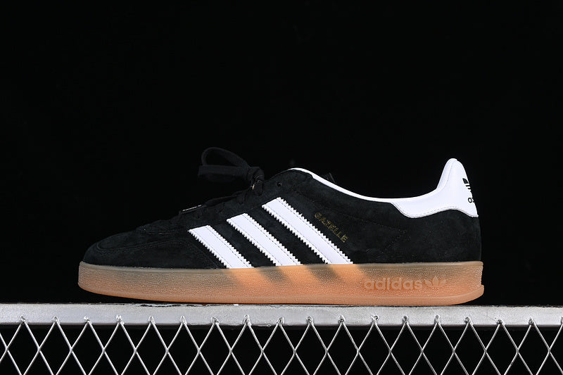 Gazelle Black and White