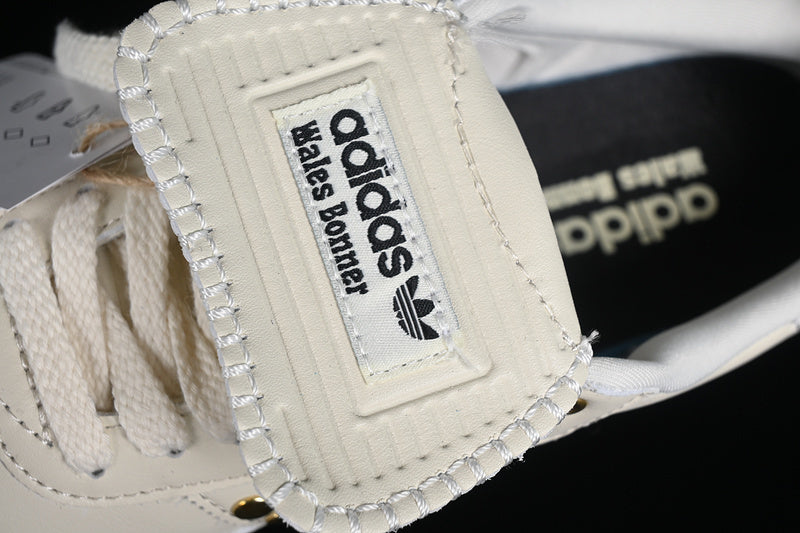 Samba Studded Pack