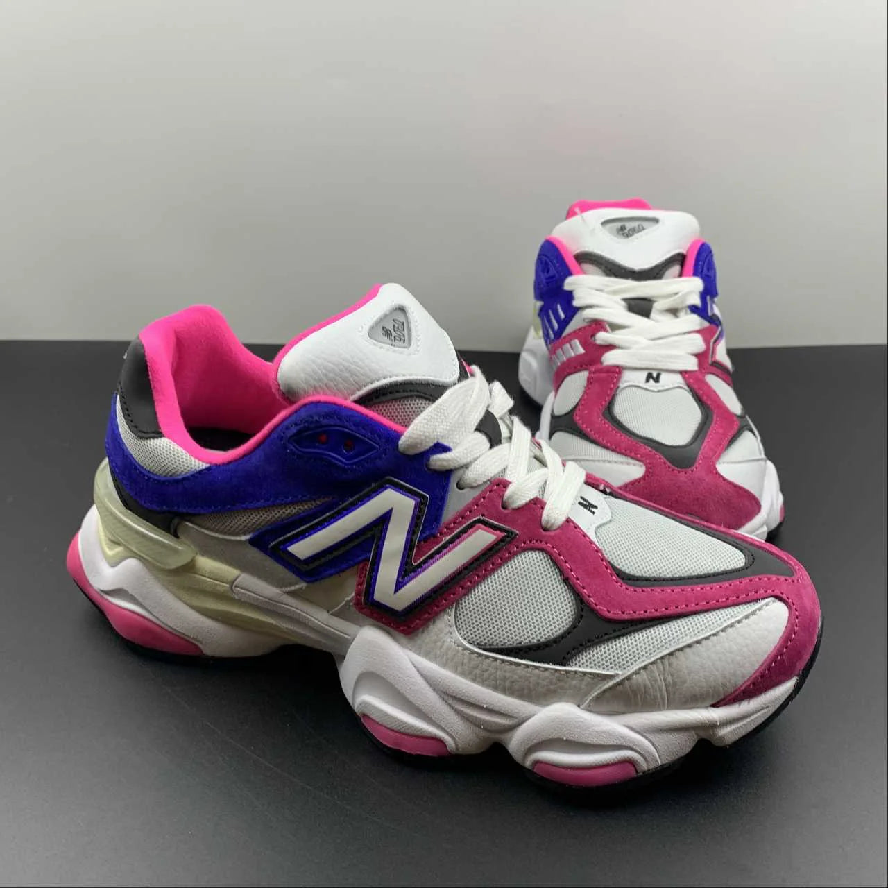 9060 Pink & Blue