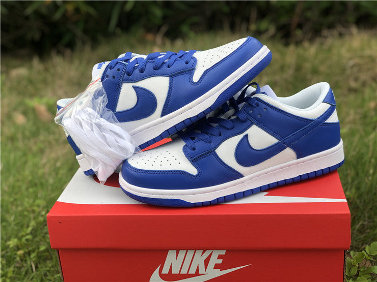 Dunk Low “University Blue”