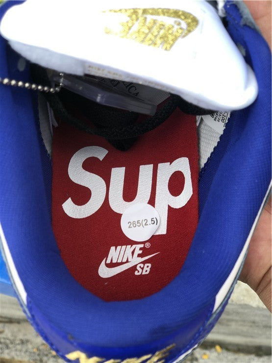 Dunk SB Supreme Stars Hyper Royal