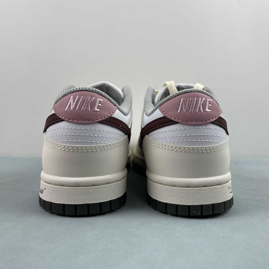 Dunk Low "La Vie en Rose"