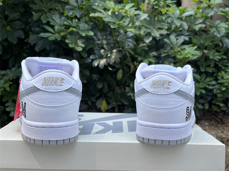 Dunk SB Supreme 94 White Metallic Silver