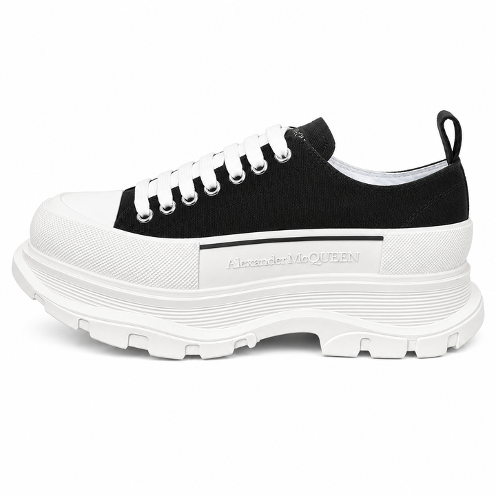 Alexander McQueen Black and White 2
