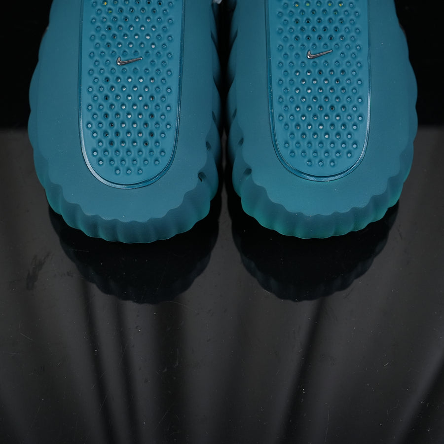 Nike Mind Green