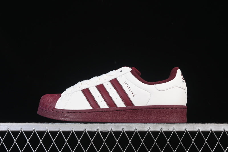 Superstar red
