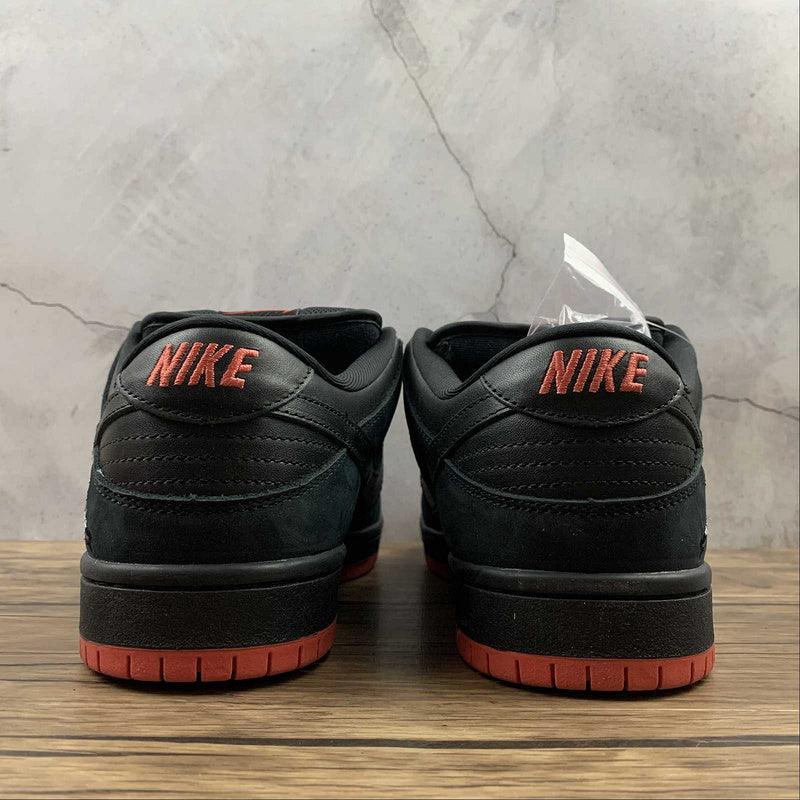 Dunk SB Black Pigeon