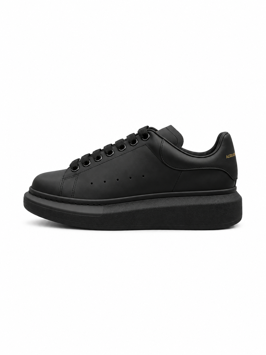 Alexander McQueen All Black