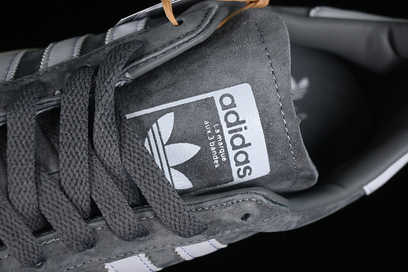 Campus Grey