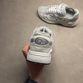 CD B30 Grey and White 3